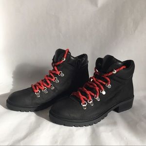 steve madden lora bootie